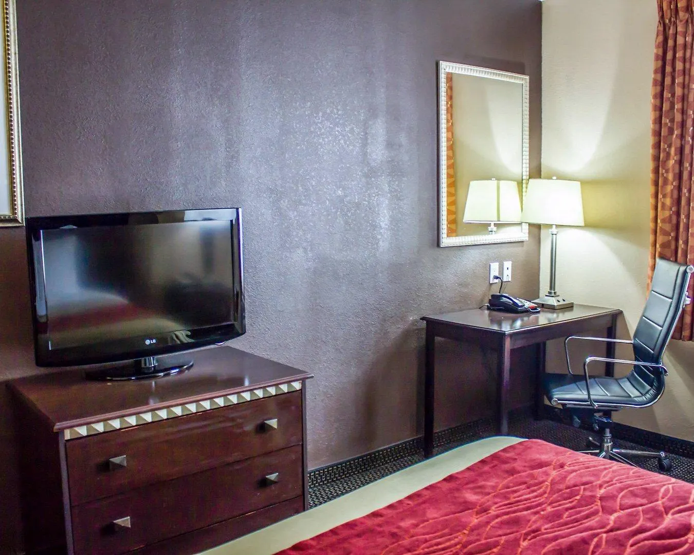 Travelodge By Wyndham Queens New York Hotel