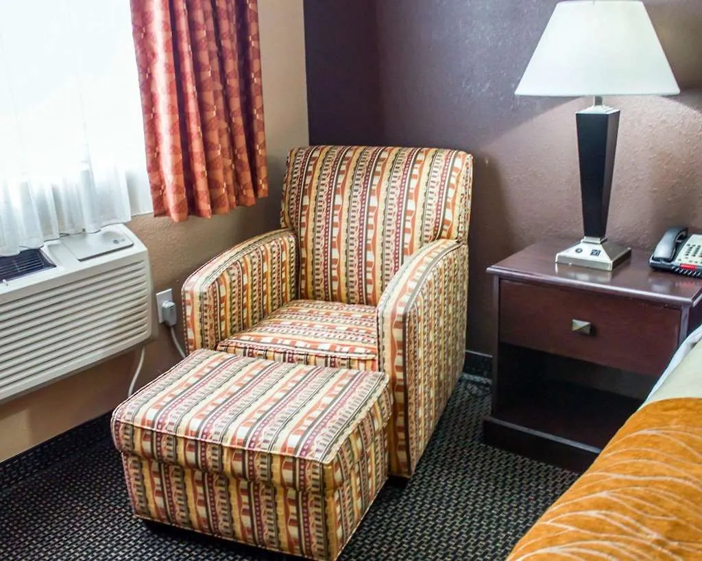 *** Hotel Travelodge By Wyndham Queens New York États-Unis